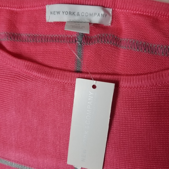 New York and Company salmon pink with gray stripes blouse top XS - Picture 5 of 9